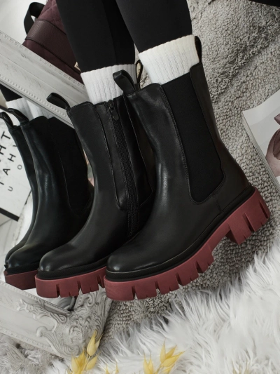 Botine înalte de damă din piele ecologică cu talpă colorată Dorvella