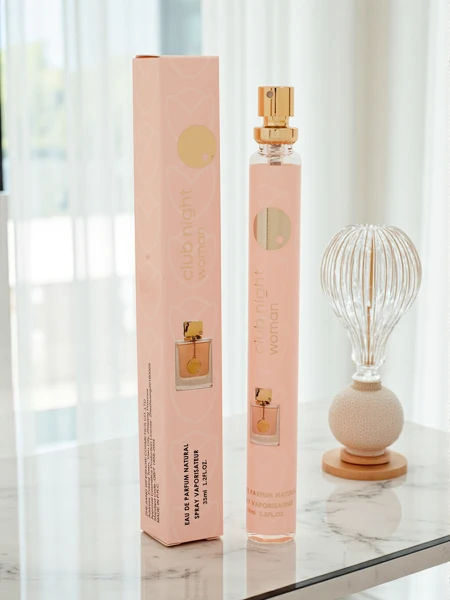 Apă de parfum pentru femei Club Night Woman, inspirată