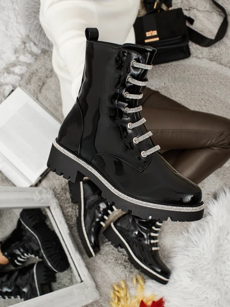 Botine de damă lăcuite cu șireturi Fjorra