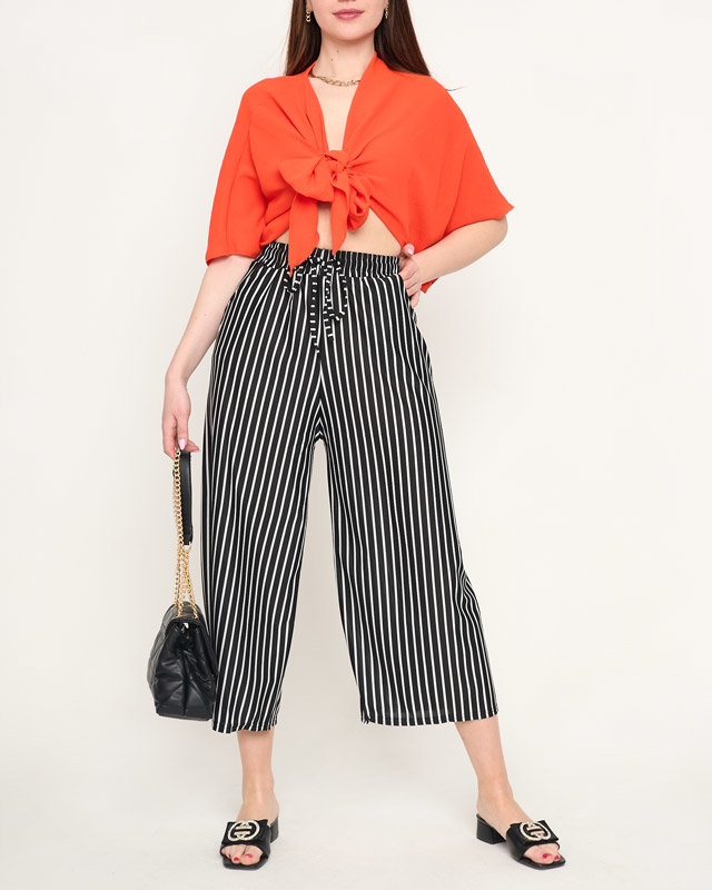 Pantaloni de damă din țesătură în dungi alb-negru - Îmbrăcăminte