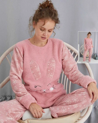 Pijamale Royalfashion pentru femei cu un iepuraș, material polar