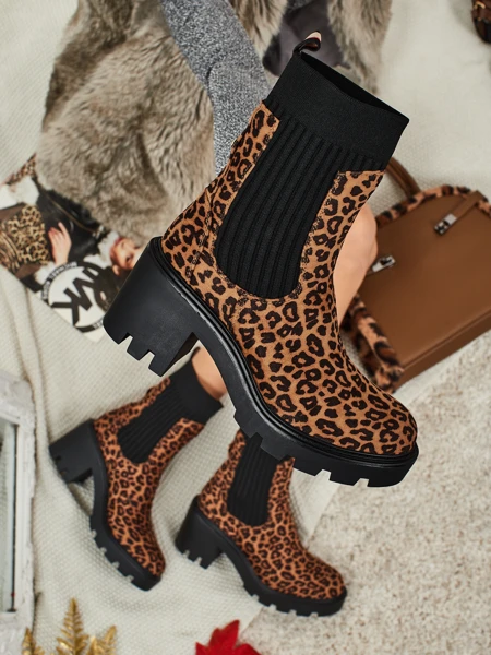 Botine de damă cu toc gros și model, din piele ecologică de căprioară Anthere