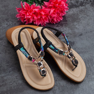 Czarne sandały z ozdobami Alcila - Obuwie