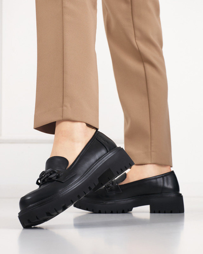 OUTLET Pantofi de dama din piele ecologica neagra cu lant Konera - Incaltaminte