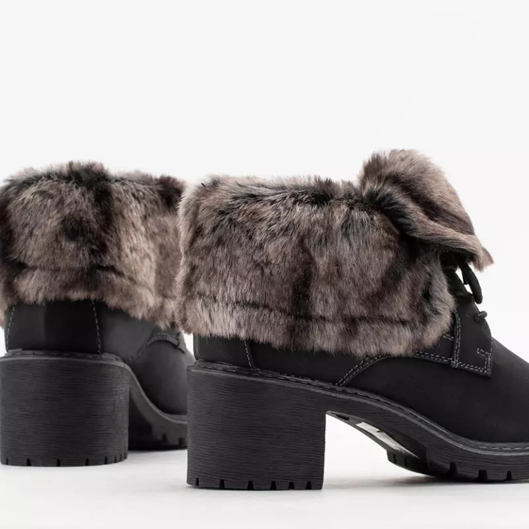 OUTLET Cizme negre de damă cu șireturi pe stâlp jos Kalera - Încălțăminte