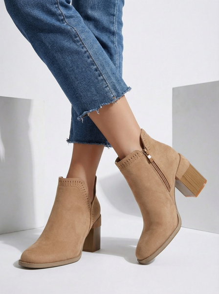 Bocanci cu toc pentru femei Royalfashion Vettot