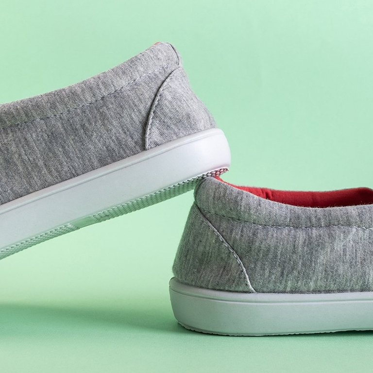 Slip pentru femei matlasat gri cu inserții fucsia Weridia - Încălțăminte