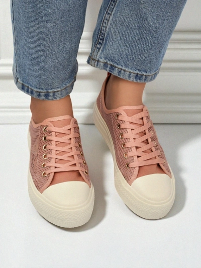 Tenis fanm Afrodyta Rosa - soulye woz rèspirant twal pou ete