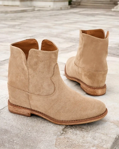 Bocanci Royalfashion în stil cowboy pe o platformă acoperită Blueston