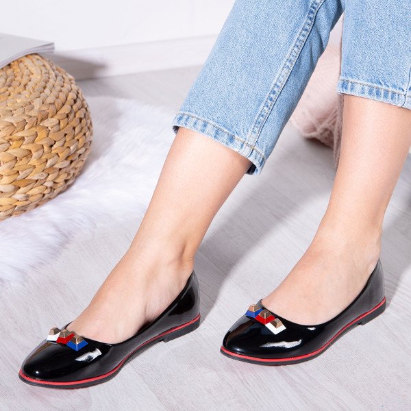 Czarne baleriny z ćwiekami Jess - Obuwie