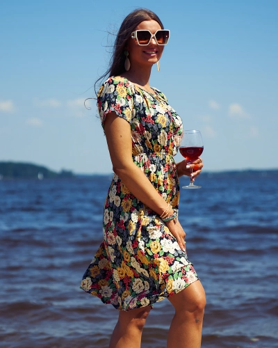 Royalfashion Rochie mini florală pentru femei a'la hiszpanka în negru