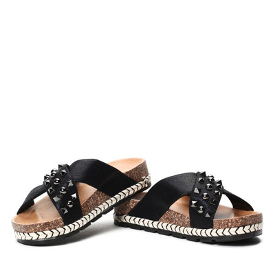 Czarne klapki z ćwiekami i dżetami Jayden- Obuwie