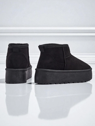 Botine scurte de damă tip ghete de zăpadă Memi