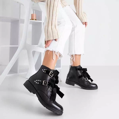 OUTLET Genti negre cu jeturi și arcuri din velur Caterina - Încălțăminte