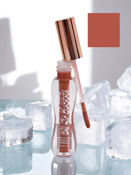 Luciu de buze Glitter în nuanța Soft Blush