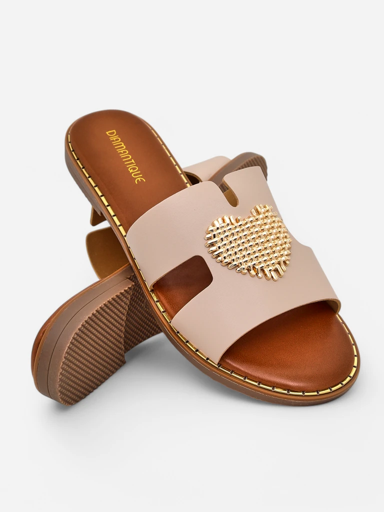 Papuci Royalfashion pentru femei cu inimă Inimă Aurie