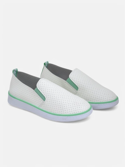 Pantofii slip-on perforați Royalfashion pentru femei Kassias