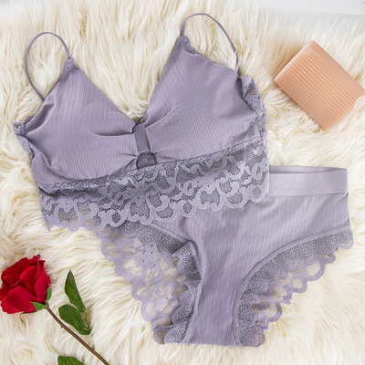 Lenjerie dama violet set cu dantela - Lenjerie intima