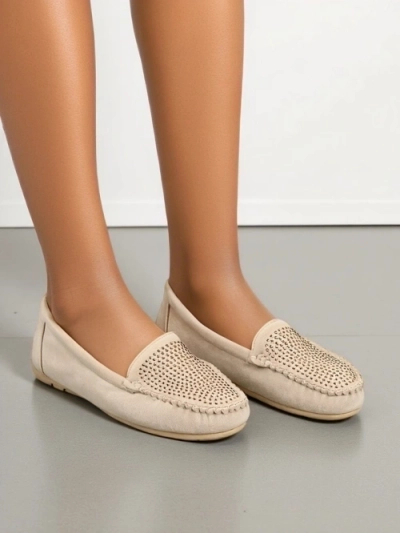 Mocasinile pentru femei Royalfashion cu strasuri Ezuess