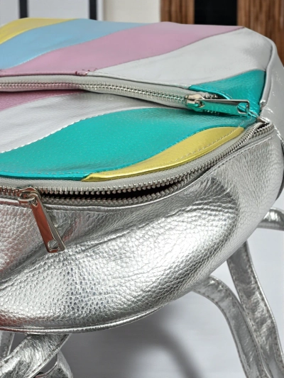 Royalfashion Rucsac de damă din piele ecologică cu dungi Metallic Stripes