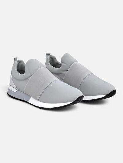 Damesneakers Selene Grigio flat såle duegrå moteriktig stil