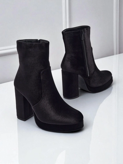 Botine de damă cu toc gros, tip velur Miss