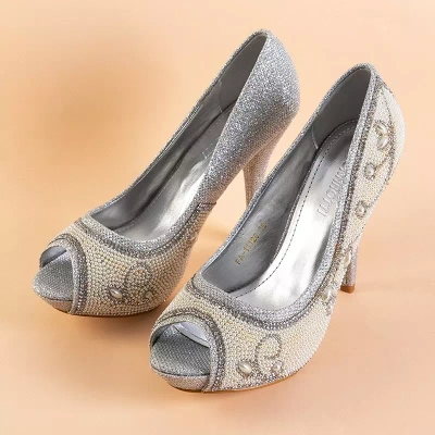 OUTLET Pompe argintate din brocart pentru femei, cu ornamente Belis - Pantofi