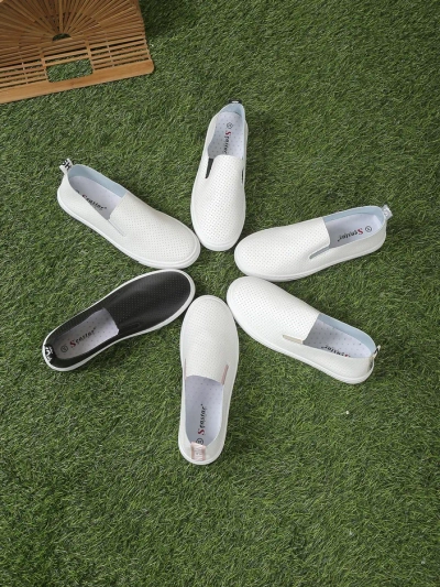 Royalfashion Pantofi slip-on perforați pentru femei Eppes