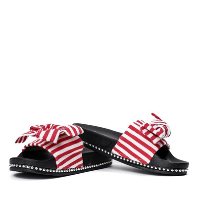 Biało-czerwone klapki z kokardką Akelia - Obuwie