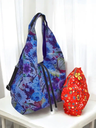 Royalfashion Geantă mare din țesătură florală cu un pouch cosmetic și închidere magnetică