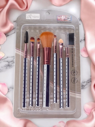 Set compact de pensule de machiaj