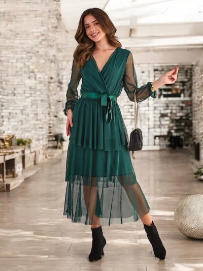 Rochie lungă pentru femei de la Royalfashion cu volane.