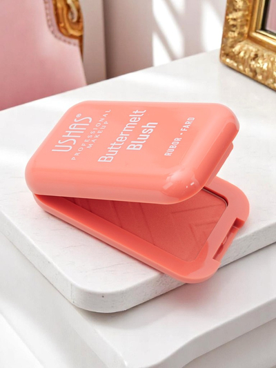 USHAS Fard de obraz compact culoarea Sweet Peach