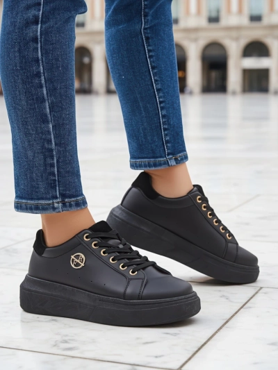Sneakers femininu Erato Nero riba plataforma di skina ekolójiku 5cm