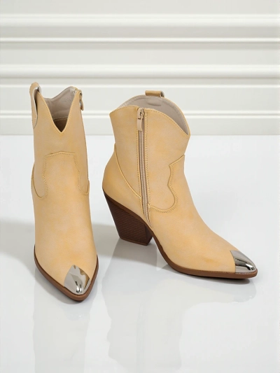 Romane kovbojki pa obcas le dekorativno aglico Glacier Fang