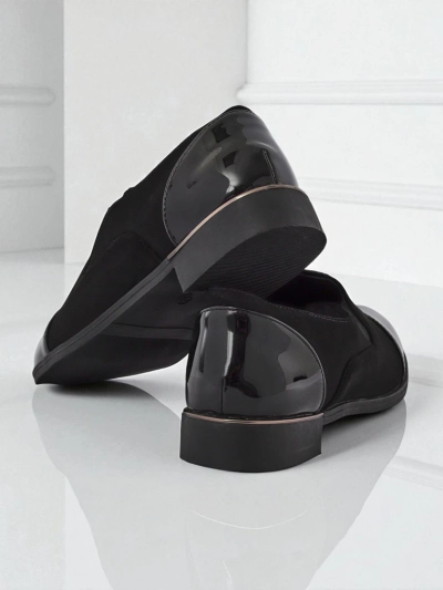 Aurelia Nero – eleganckie półbuty damskie Royalfashion z matowej skóry