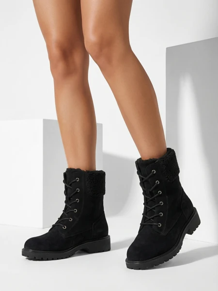 Botine de damă Trevolla din piele ecologică întoarsă cu șireturi