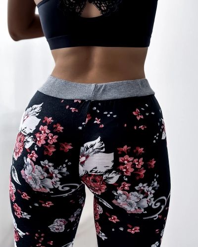 Pantaloni scurți de damă 3/4 negri și roz PLUS SIZE - Îmbrăcăminte