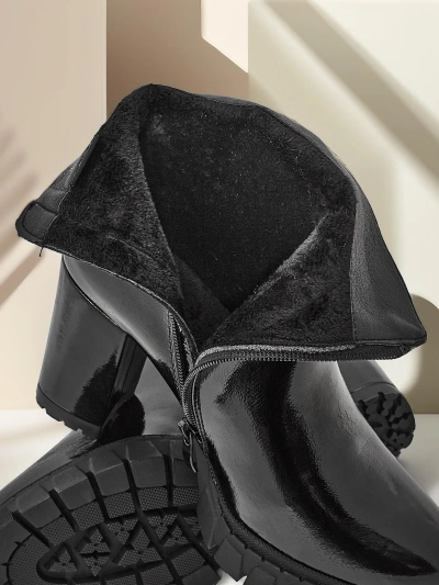 Cizme de glezna pentru femei Royalfashion Patent pe un toc Vemorro