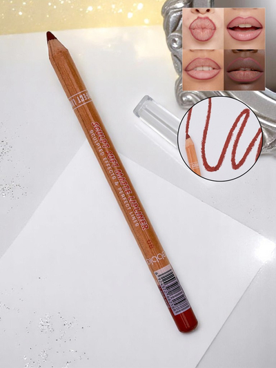Creion de buze în nuanța Spiked with Rum