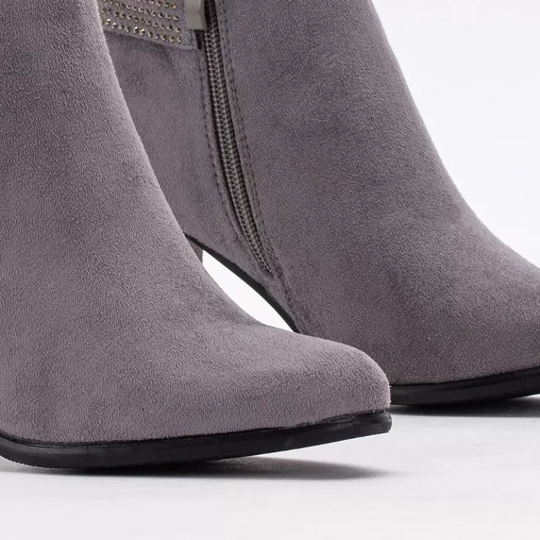 Ghete de dama gri din piele intoarsa cu zirconii cubi Agari - Incaltaminte