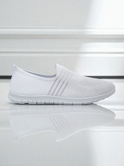 Damskie biale slip-ony Tkanina Callisto – lekkie buty na wiosne i lato