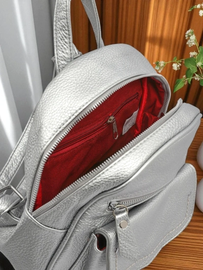 Bakpak damski Selene Silver ze skin-rumu Królewska Moda, 25x25 cm