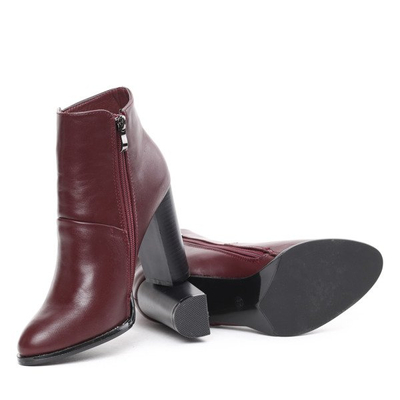 Bordowe botki na słupku Oliviera- Obuwie