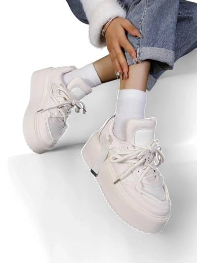 Pantofi sport Royalfashion pentru femei pe o platformă Aeroll