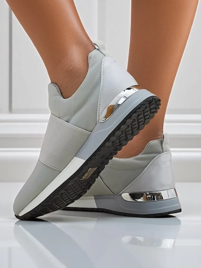 Damesneakers Selene Grigio flat såle duegrå moteriktig stil