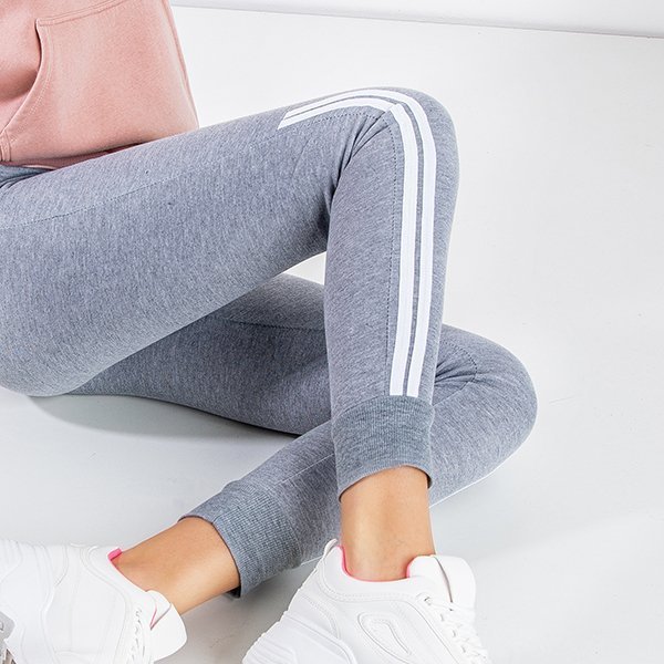 Treninguri de culoare gri deschis cu dungi - Îmbrăcăminte