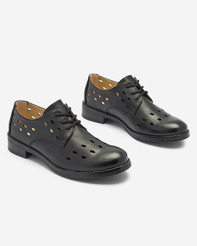 Pantofi de damă cu șiret din piele ecologică traforată, de culoare neagră Selofso- Footwear