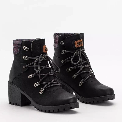 OUTLET Cizme negre de dama pe postul Royaltan - Incaltaminte