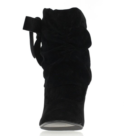 Czarne botki na grubszej szpilce - Obuwie